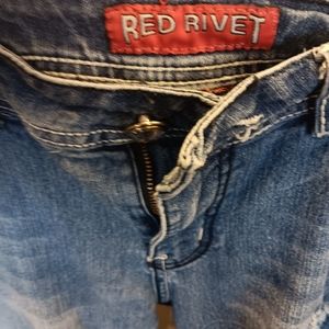 Red Rivet Capri Jeans